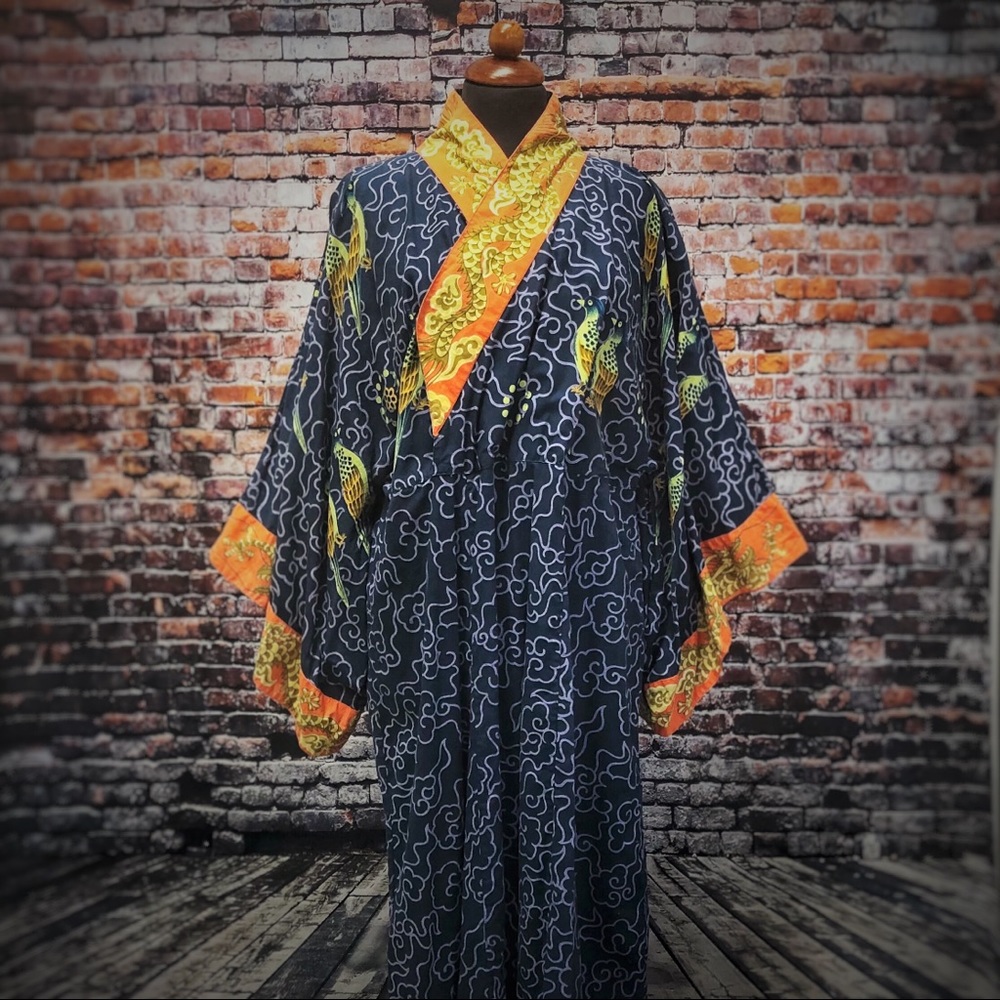 RARE FIND! J. PETERMAN IMPERIAL DRAGON KIMONO ROBE